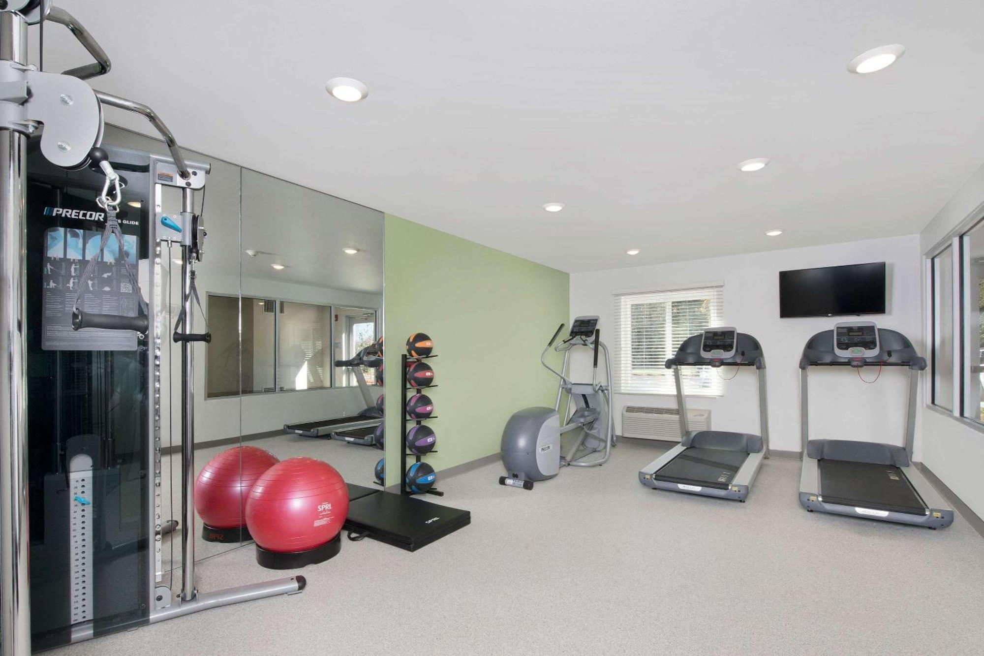 Woodspring Suites Savannah Пулер Екстер'єр фото
